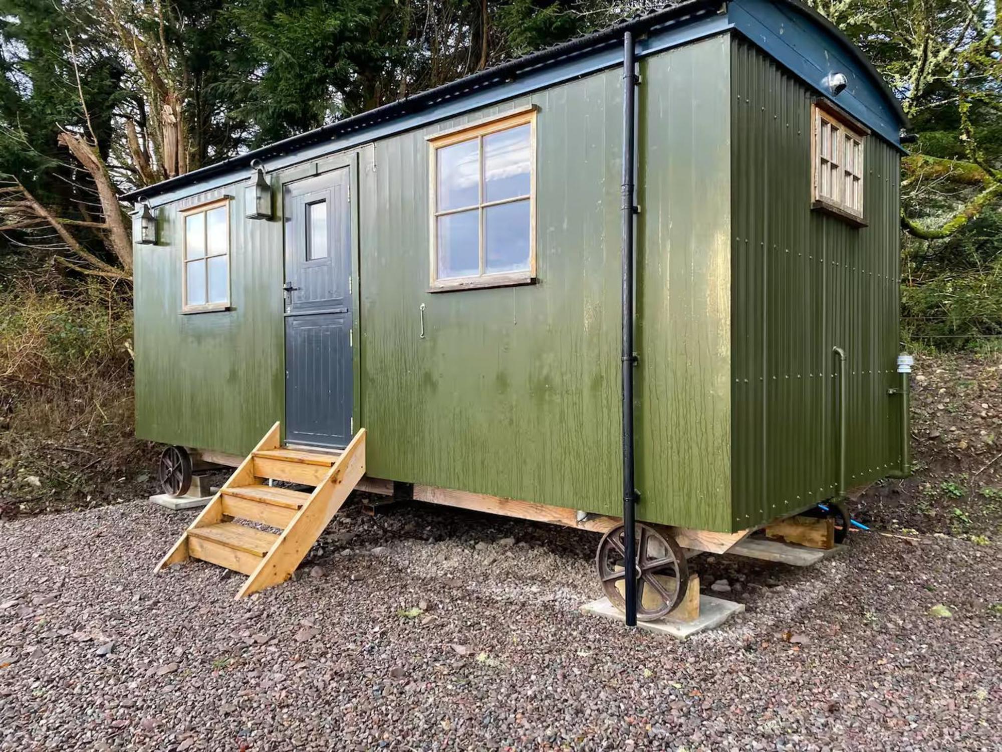Corry Lodge Estate - Sheperds Huts Or Container Stays With Sea View Broadford (Isle of Skye) Eksteriør bilde
